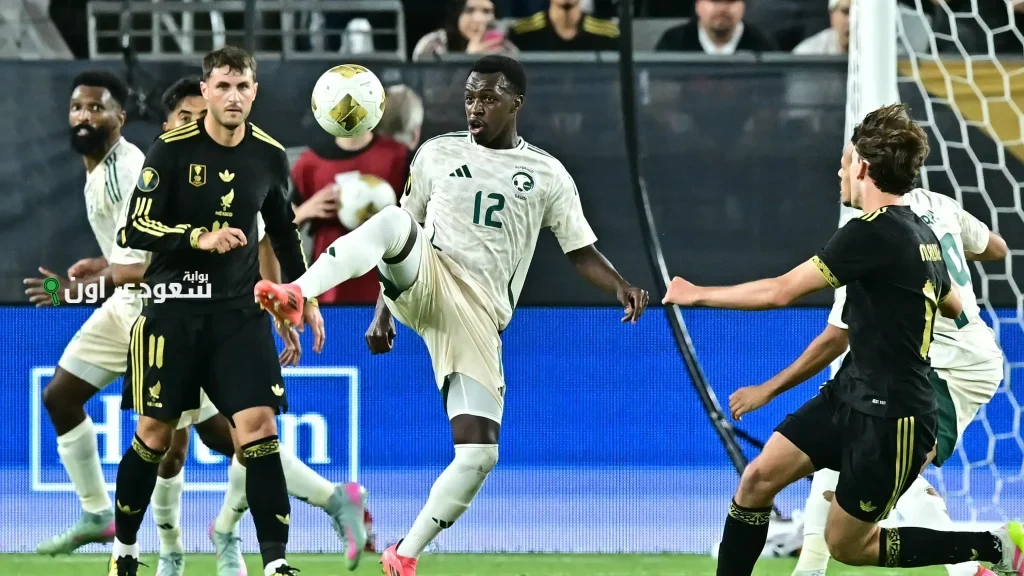 هدف المكسيك الأول في مرمى السعودية بربع نهائي الكأس الذهبية المثير
