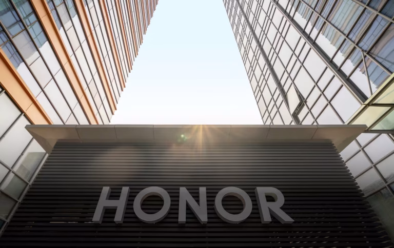 Honor تستثمر 10 مليار دولار لإطلاق هاتفين سيشكلان طفرة في مجال الهواتف