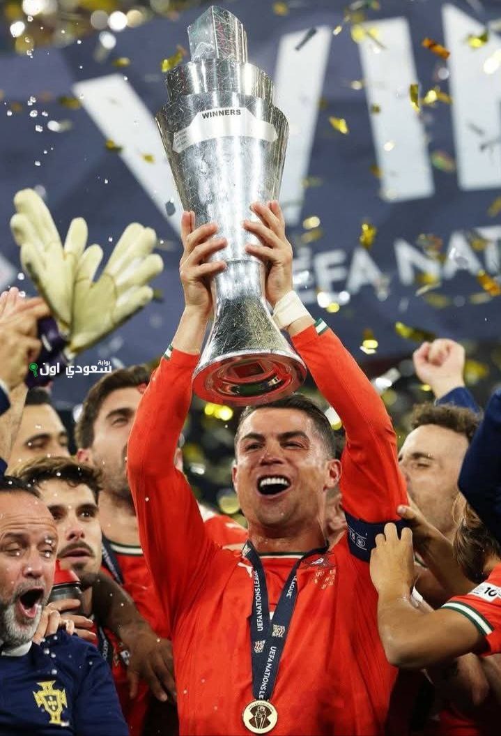 ورونالدو يتوج بالبطولة