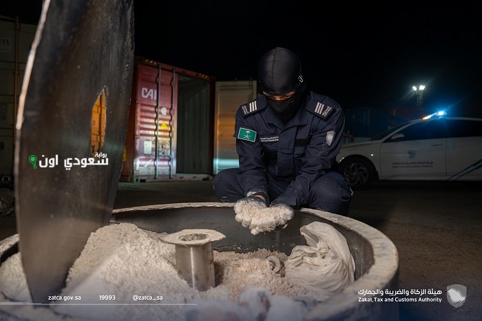 إحباط محاولة تهريب 1.7 مليون حبة إمفيتامين في جدة
