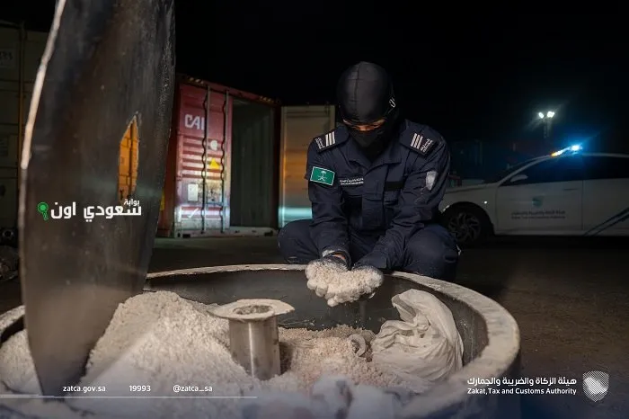 إحباط محاولة تهريب 1.7 مليون حبة إمفيتامين في جدة إحباط محاولة تهريب