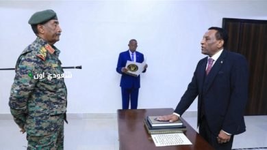 وزيرا الدفاع والداخلية يؤدّيان اليمين الدستورية أمام الرئيس البرهان