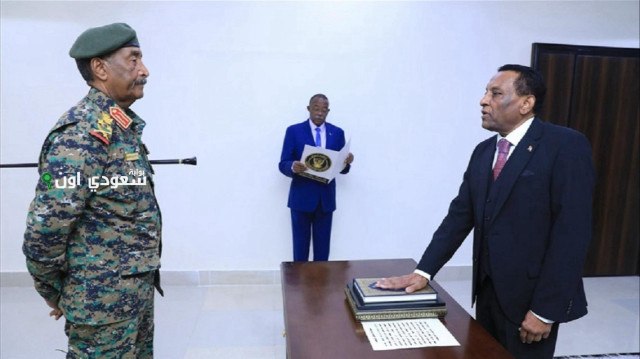 السودان: وزيرا الدفاع والداخلية يؤدّيان اليمين الدستورية أمام الرئيس البرهان