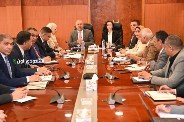 وزير الصناعة ومحافظ البحيرة