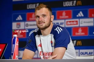 لوكاس بيري
