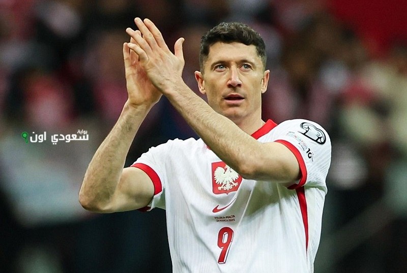 ليفاندوفسكي يختار الاعتزال الدولي بعد حدوث خلاف بينه وبين مدرب منتخب بولندا