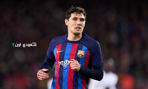 الهلال يسعى للتعاقد مع نجم برشلونة الملقب بالصخرة واللاعب يفاجئ الجميع برده