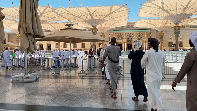 ذوو شهداء القوات اليمنية يتوجهون للمسجد النبوي بعد الحج