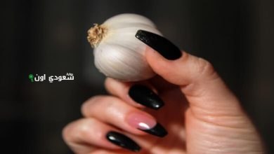 ادعكي ضوافرك بفص ثوم ونقطة زيت زيتون