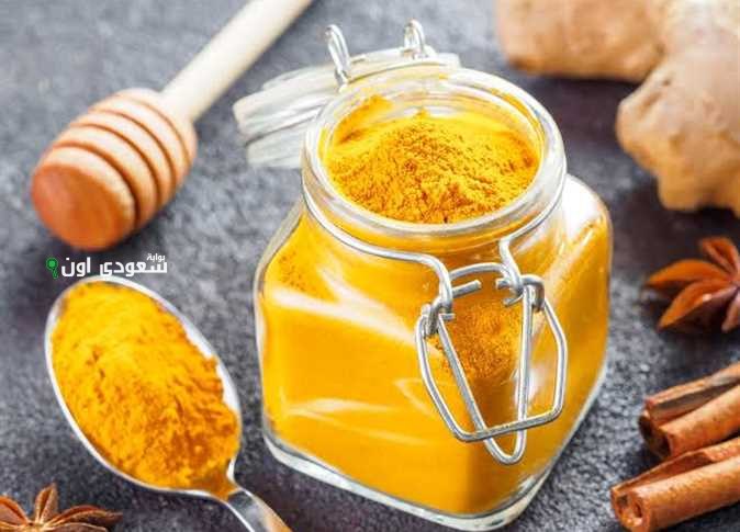  استخدمي ملعقة من الكركم مع الحليب ومش هتصدقي بشرتك هتبقى صافية وموحدة من أول أسبوع
