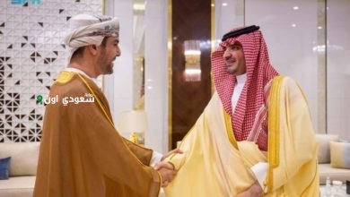 وزير الداخلية يستقبل السفير العُماني