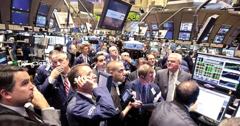 أسواق الأسهم الأمريكية تتراجع والنفط يشهد ارتفاعًا جديدًا