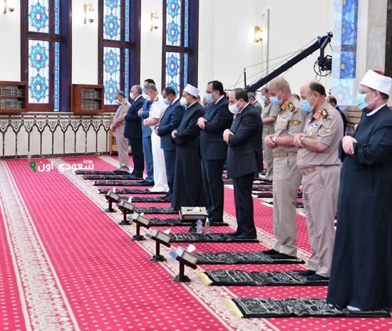 الرئيس السيسي يؤدي صلاة عيد الأضحى