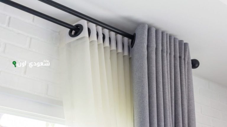 رشة من المكون ده على الستائر وهتتصدمي من الريحة