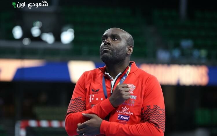 ديفيد ديفيز، المدير الفني الجديد لفريق الأهلي لكرة اليد