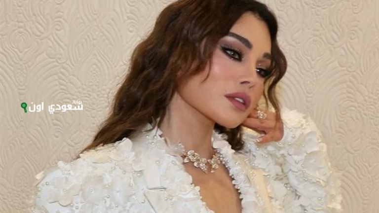 هيفاء وهبي تتألق بإطلالة جديدة