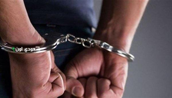 القبض على مروج مخدرات مخالف لنظام أمن الحدود بالجموم