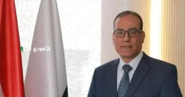 مصطفى عزام يستضيف المحاضر الدولي إيجور لقائين معسكر رخص VAR