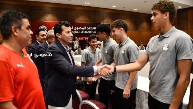 وزير الرياضة يتفقد معسكر ناشئي المنتخب
