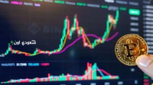 قفزة تاريخية للعملات المشفرة وارتفاع بيتكوين إلى 121 ألف دولار