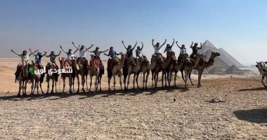 جولة استكشافية للبعثة الأمريكية لناشئي الاسكواش بالأهرامات