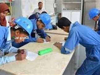 مميزات مدارس البترول 2025 في مصر وشروط القبول وكيفية التقديم خطوة بخطوة