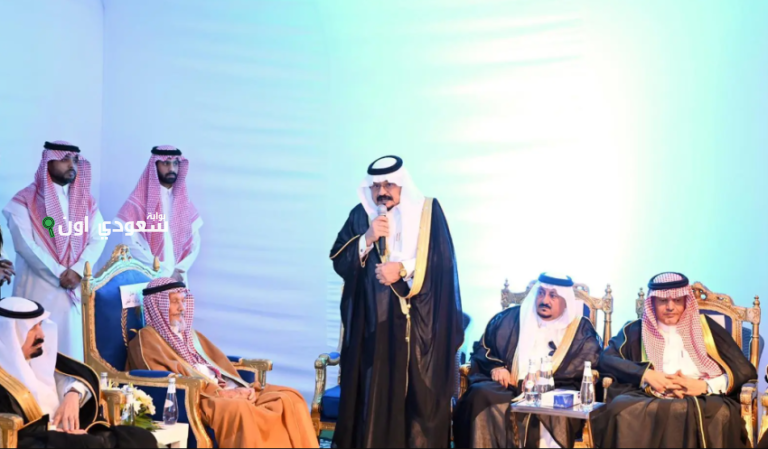 أمير جازان ونائبه يناقشان احتياجات محافظة فيفاء التنموية مع مشايخ وأهالي المنطقة