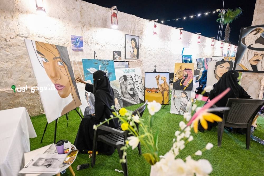 الفن يحتفي بمكانته في «بيت حائل» من خلال ريشة المرأة وملامح الوطن