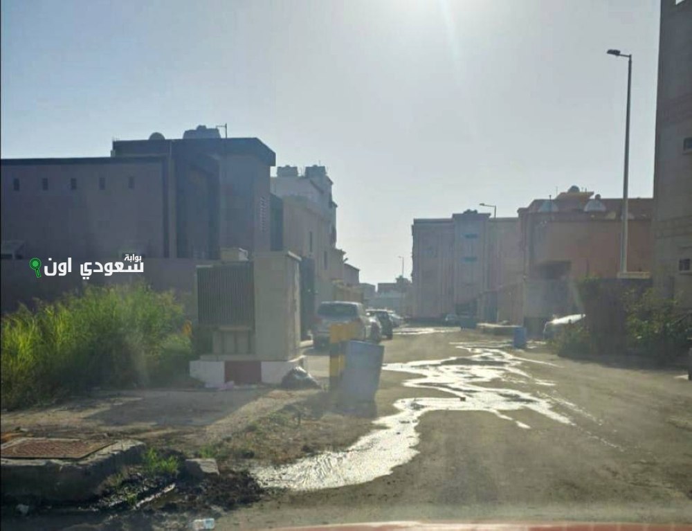أهالي حي مطار جازان يناشدون الإمارة لحل أزمة طفح المجاري المستمر