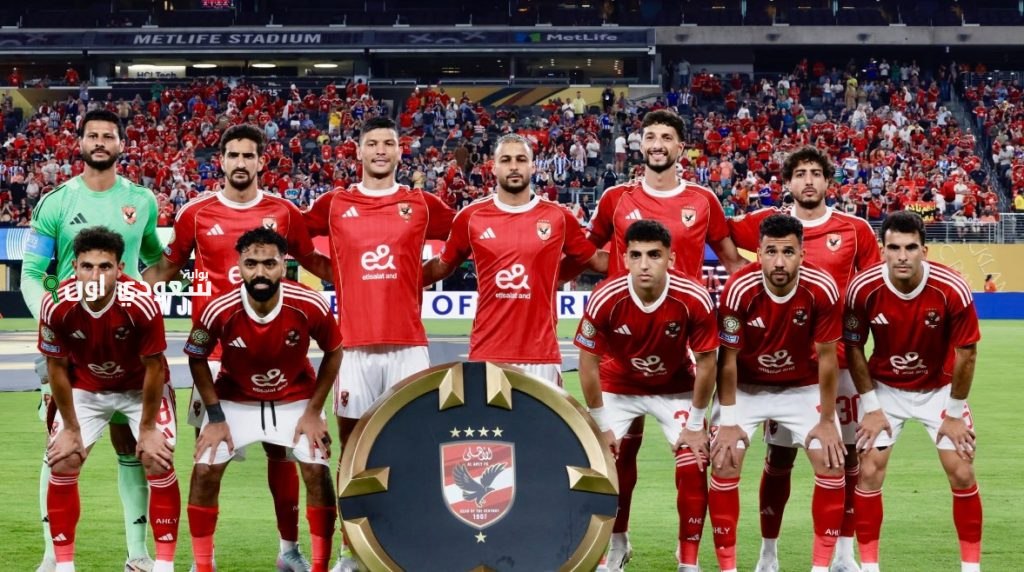 نجم الأهلي يتحدث عن توقيع الخطيب مع فتوح ويهاجم جراديشار بشدة