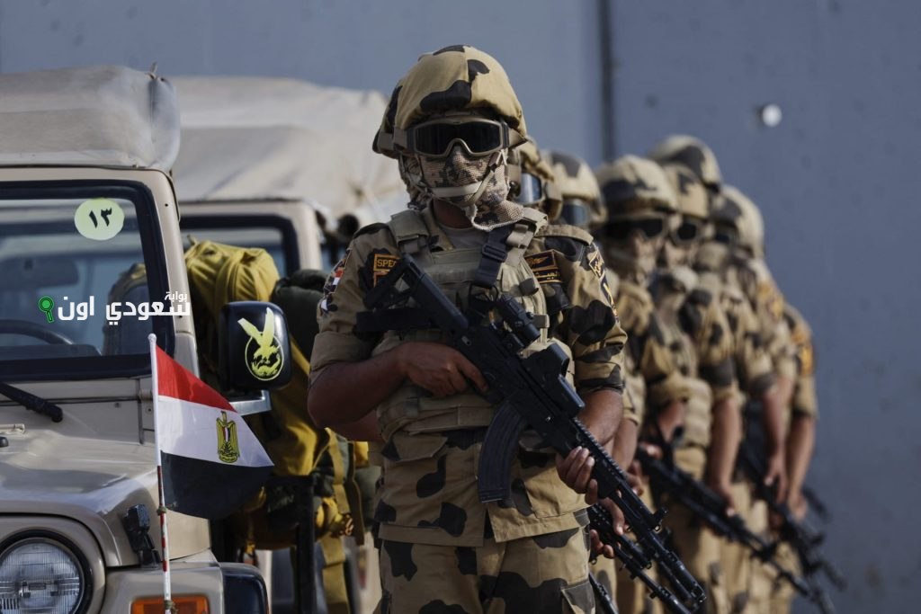 قبض حرس الحدود في جازان على 6 مخالفين لتهريب 195 كيلوغراماً من القات