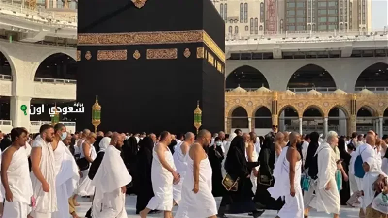 منع دخول المعتمرين المتأخرين في الجوازات السعودية وآثاره على السفر والحج للزوار المصريين