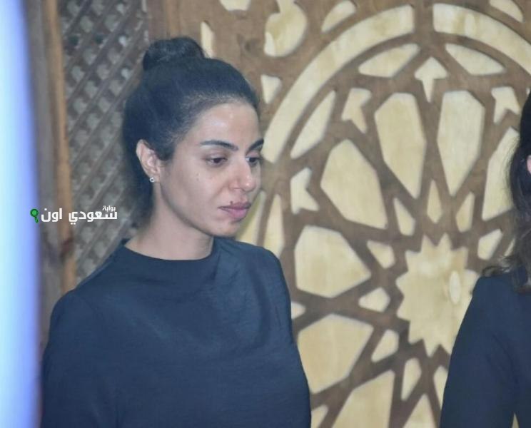 شيرين ونسرين أمين ودينا ومريم نعوم في عزاء سامح عبد العزيز