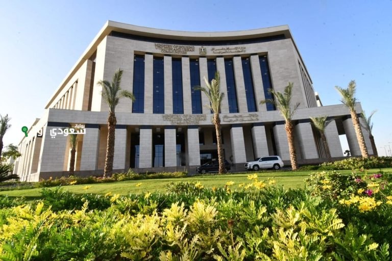 توسيع خدمات المجتمعات العمرانية الإلكترونية إلى 56 خدمة بتكلفة منخفضة