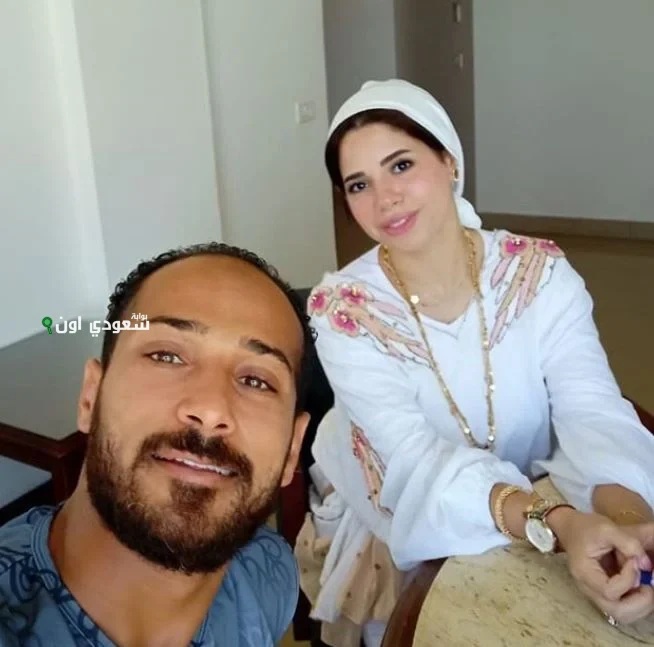 ياسمين أمل تخلد بطولات الأهلي مع وليد سليمان في احتفال