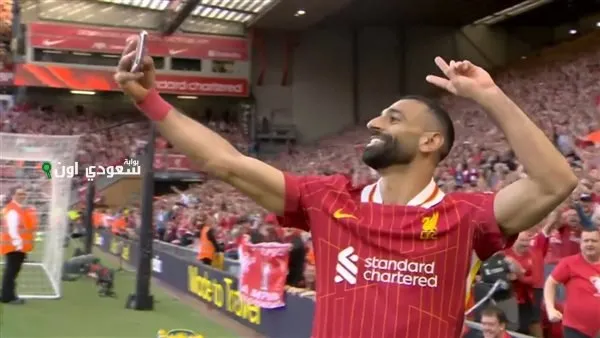 محمد صلاح يحتفل بموسم استثنائي مع تكريم عالمي جديد يلهم الملايين حول العالم