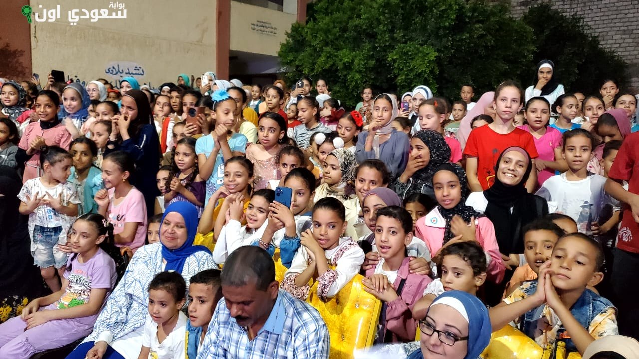 إقبال جماهيري واسع على فعاليات الثقافة الصيفية بالمسرح المتنقل في مركز شباب البرجاية