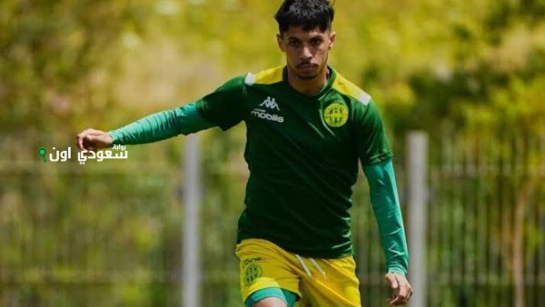 مودرن سبورت يقترب من التعاقد مع اللاعب الجزائري آدم رجم