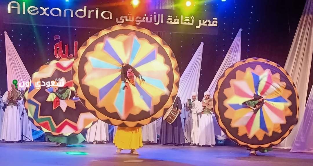 أطفال الأنفوشي يتألقون بالتنورة التراثية في فعاليات اليوم الثاني من "صيف بلدنا" بالإسكندرية