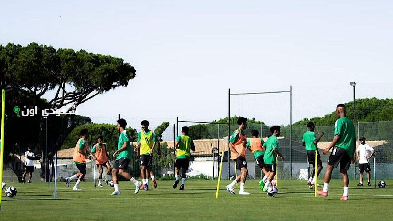 معسكر فريق الاتفاق