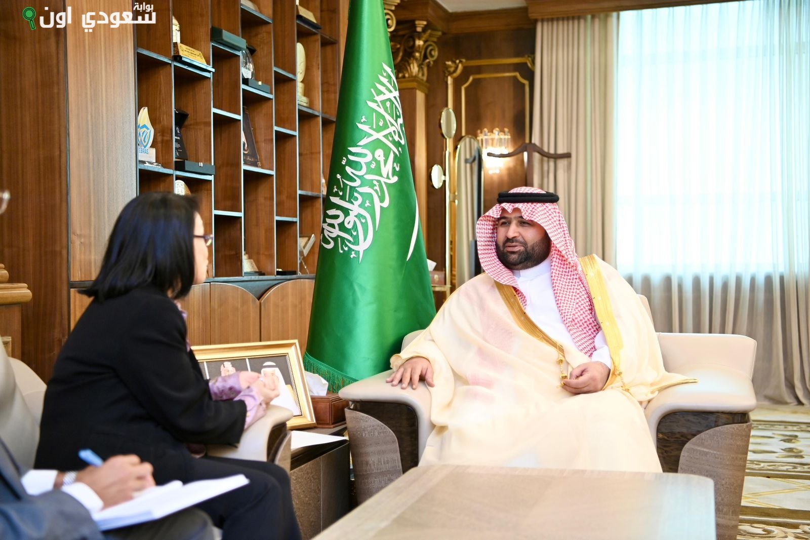 أمير منطقة جازان يستقبل القنصل العام البريطاني