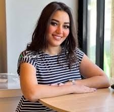 الفنانة رحمة محسن