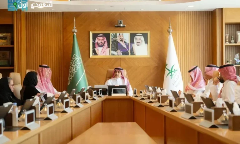 وزيرا البيئة والإعلام