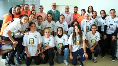 رئيس البنك الأهلي يدعم لاعبات الكرة النسائية استعداداً للموسم الجديد