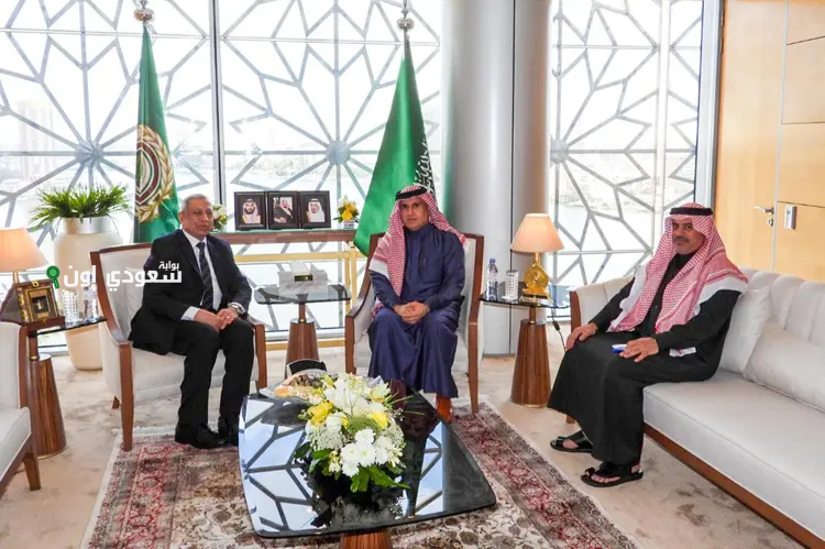 سفير البلاد يلتقي رئيس هيئة العلوم والتكنولوجيا لمناقشة القضايا المشتركة بين الجانبين