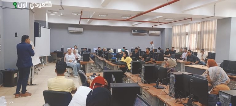 مركز خدمة المجتمع بجامعة دمنهور ينظم دورات في البرمجة