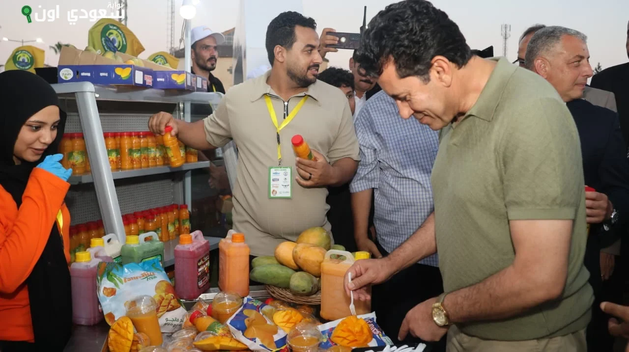محافظ الإسماعيلية يتفقد بازار المانجو بالقرية الأوليمبية