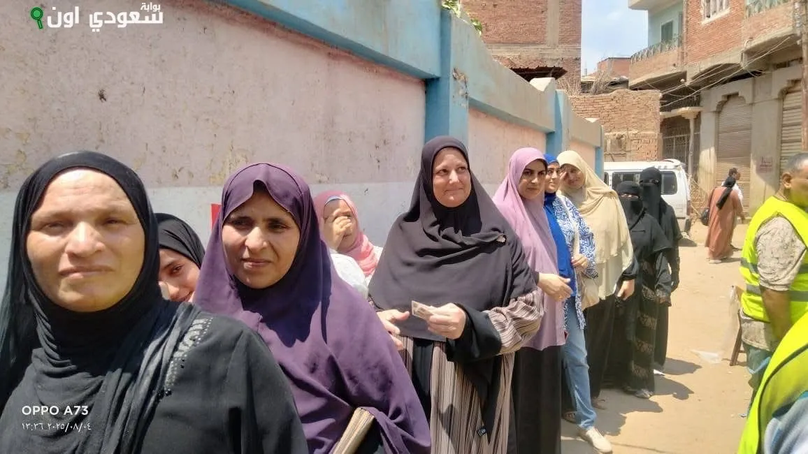 هتافات الناخبين أمام لجنة انتخابات الشيوخ بسمنود: الله أكبر وتحيا مصر