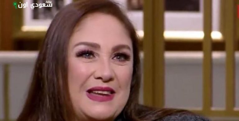 الفنانة شيرين