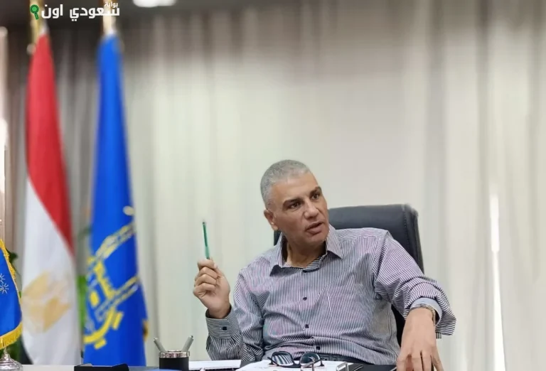 الدكتور إسماعيل كمال، محافظ أسوان